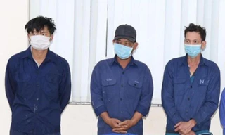 Đường dây buôn lậu 204 triệu lít xăng: Vì sao không xử lý hình sự tội đưa hối lộ?