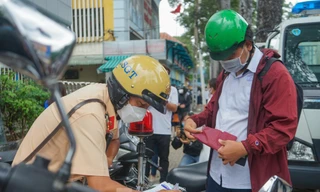 Thông báo đến cơ quan nếu cán bộ can thiệp vào xử lý vi phạm giao thông 