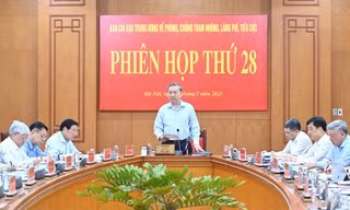 Tổng Bí thư: Tham nhũng, lãng phí không chỉ có tội mà còn có lỗi rất lớn với Đảng, Nhà nước và Nhân dân