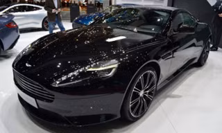 Phiên bản DB9 Carbon Black .