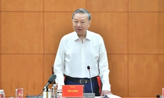 'Tinh - Gọn - Mạnh - Hiệu năng - Hiệu lực - Hiệu quả'