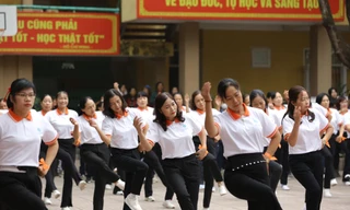 Hơn 200 người đồng diễn hưởng ứng tháng hành động vì bình đẳng giới