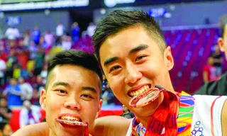 Duyên bóng rổ mở lối về quê hương 