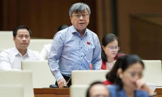 Mức sống tối thiểu không chỉ là 'ngày 3 bữa cơm, 1 năm 2 bộ quần áo'