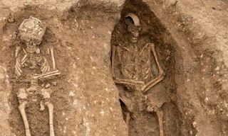 Kinh hoàng phát hiện 'thành phố người chết' có hơn 100 hài cốt cổ đại