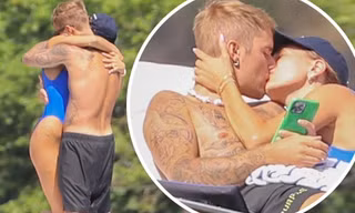 Hailey mặc áo tắm khoét hông táo bạo, ôm hôn ông xã Justin Bieber nồng cháy
