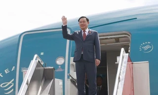 Chủ tịch Quốc hội bắt đầu chuyến thăm chính thức Cộng hòa Philippines