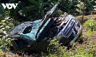 Bản tin 8H: Xe ô tô chở lãnh đạo xã ở Bắc Kạn lao xuống vực