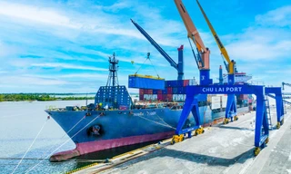 Đón tàu lớn và đánh dấu TEU CONTAINER quốc tế thứ 1 triệu qua Cảng Chu Lai 