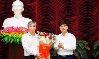 Bản tin 8H: Quyết định nhân sự của Ban Bí thư 