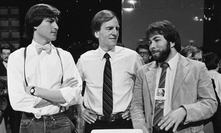 Vì sao đồng sáng lập bí ẩn của Apple bỏ lỡ khối tài sản 75 tỷ USD?