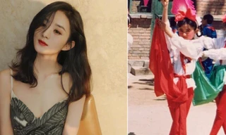 Ảnh thời bé diễn văn nghệ ở trường của Triệu Lệ Dĩnh gây ‘sốt’