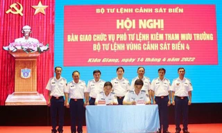 Bản tin 8H: Vùng Cảnh sát biển 4 có Tư lệnh mới