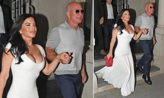 MC Lauren Sanchez khoe vòng một ‘bốc lửa’ trong buổi hẹn hò bạn trai tỷ phú Jeff Bezos