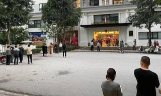 Bản tin 8H: Hai người rơi từ tầng cao chung cư tử vong ở Hà Nội