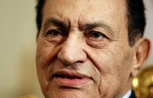 Ai Cập hoãn phiên xử cựu Tổng thống Mubarak