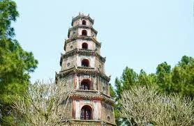 Chùa cổ hơn 400 năm ở Huế