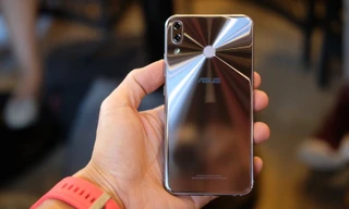 Điện thoại Asus 'tai thỏ' xuất hiện tại Việt Nam