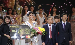 Giây phút H'Hen Niê đăng quang Hoa hậu Hoàn vũ Việt Nam 2017