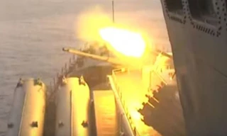 Chiến hạm Nga ồ ạt phóng tên lửa tại vùng biển Nhật Bản