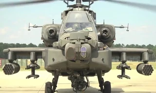 Cận cảnh sức mạnh trực thăng tấn công AH-64 Apache