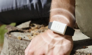 Đồng hồ chống muỗi bằng công nghệ siêu sóng âm