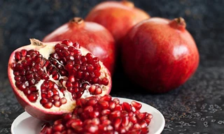 Lý do bạn nên thường xuyên ăn quả lựu