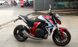 CB1000R - naked bike 1000 phân khối của Honda