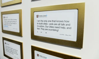 Thư viện trưng bày câu tweet của Trump như tác phẩm nghệ thuật