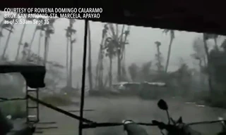 Tận thấy Siêu bão MANGKHUT gây gió giật dữ dội, quần thảo Philippines