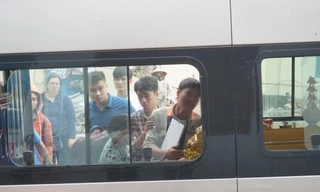 Vụ xe tải tông ba mẹ con: Người chồng hét lên trong vô vọng