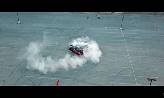 Quá trình biến Bugatti Veyron thành siêu xe dẫn động cầu sau