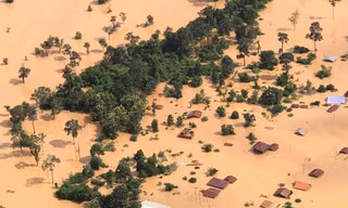 Vụ vỡ đập thủy điện Lào nhìn từ trên cao