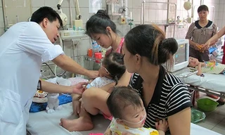 Nhiều trẻ bị viêm phổi do nắng nóng