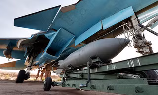 Su-34 Nga tấn công phiến quân ở Syria bằng bom điều khiển