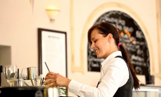 5 nghề sống nhờ tiền boa tại Mỹ