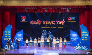 Tiếp thêm niềm tin, khát vọng cho tuổi trẻ