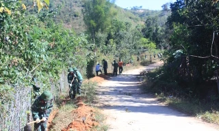 Tỉnh đoàn Gia Lai phối hợp với Quân đoàn 3 làm công trình thủy lợi