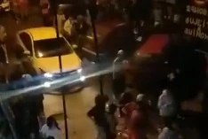 Cảnh sát nổ súng truy đuổi tội phạm, 16 dân thường thương vong