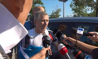 Tài xế thoát chết trong vụ sập cầu ở Ý nhờ… một làn gió