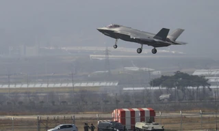 Máy bay tàng hình F-35A hạ cánh tại căn cứ Chungju (Hàn Quốc) hồi tháng 3/2019. Ảnh: Yonhap