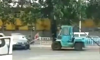 Hiện trường vụ tai nạn. Ảnh: Nhân dân Nhật báo