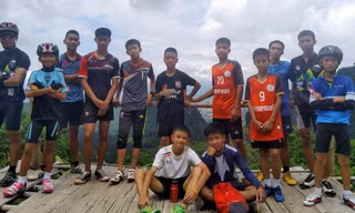 Đội bóng thiếu niên Thái Lan trước khi mất tích. Ảnh: Facebook