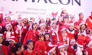 Độc đáo lễ hội ông già Noel đầu tiên ở Việt Nam