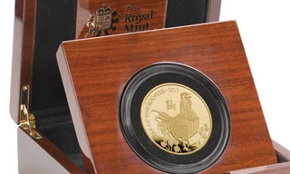 Đồng xu vàng khắc biểu tượng năm Đinh Dậu giá... 235 triệu đồng