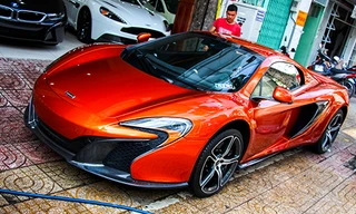 Thời gian gần đây, các mẫu siêu xe ồ ạt đổ bộ về Việt Nam, trước thời hạn áp dụng thuế tiêu thụ đặc biệt mới từ 1/7. 