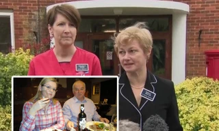 Bà Christine Blanshard (áo đen) thông báo về tình hình hai cha con Skripal. Ảnh: RT