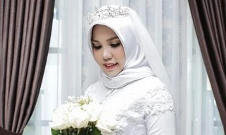 Hôn phu tử nạn vì máy bay Lion Air rơi, cô gái ‘làm đám cưới’ một mình