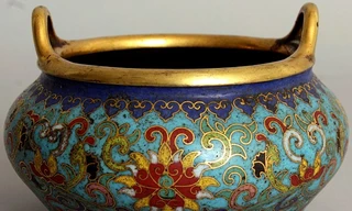 Chiếc lư hương quý này từng bị tưởng nhầm là một chiếc bát.