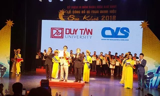 TS. Lê Nguyên Bảo, Phó hiệu trưởng Đại học Duy Tân - Trưởng nhóm nghiên cứu sản phẩm nhận danh hiệu Sản phẩm tiêu biểu của ngành Phần mềm, Dịch vụ CNTT VN tại Giải thưởng Sao Khuê
